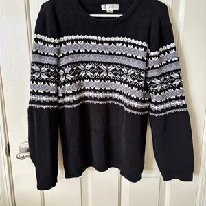 Black and Gray Patterned Sweater